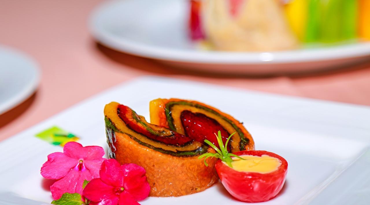 קנדי Oak Ray Serene Garden Hotel מראה חיצוני תמונה
