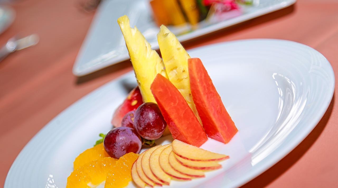 קנדי Oak Ray Serene Garden Hotel מראה חיצוני תמונה
